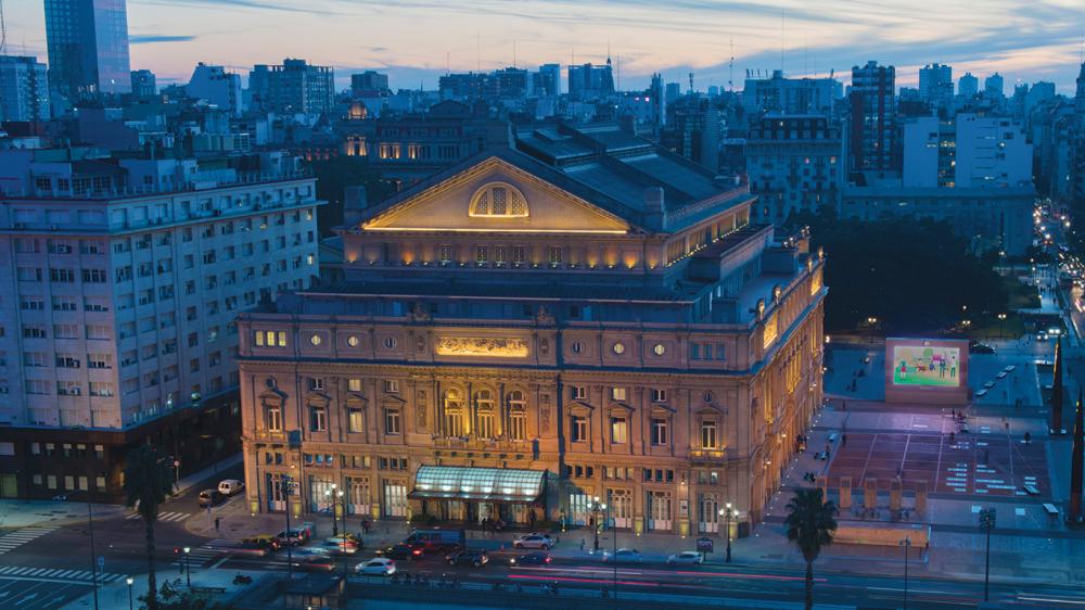 Teatro Colón, Ciudad Autónoma de Buenos Aires. A metros del hotel Howard Johnson Buenos Aires Florida.